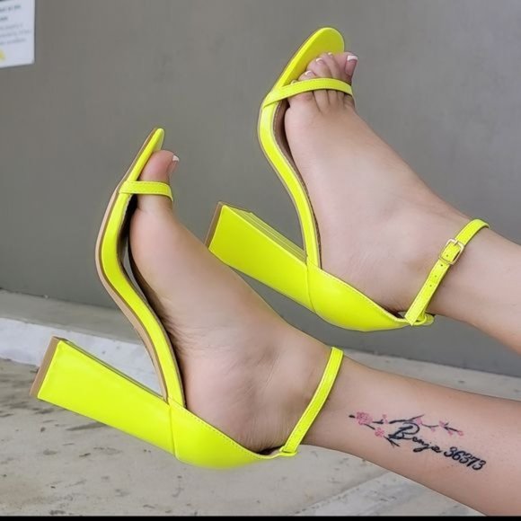 Womens Ankle Strap Chunky Block Heel Dress Sandals Neon Yellow Color - Picture 4 of 4